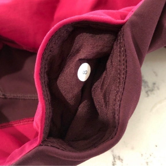 Lululemon low cut crop leggings side pockets red with stripes - Picture 9 of 15